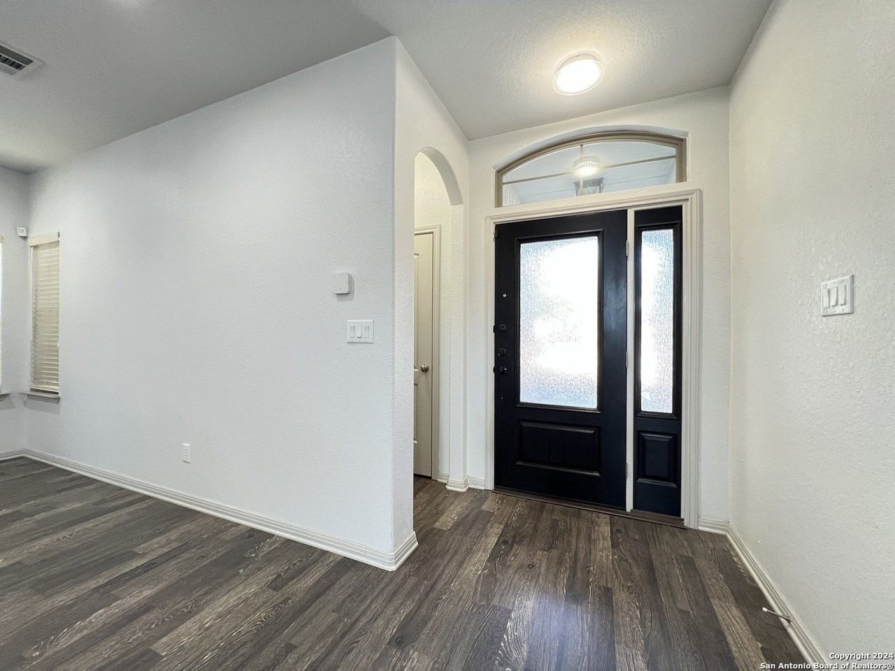 6150 Pecan Tree - Photo 3 of 27