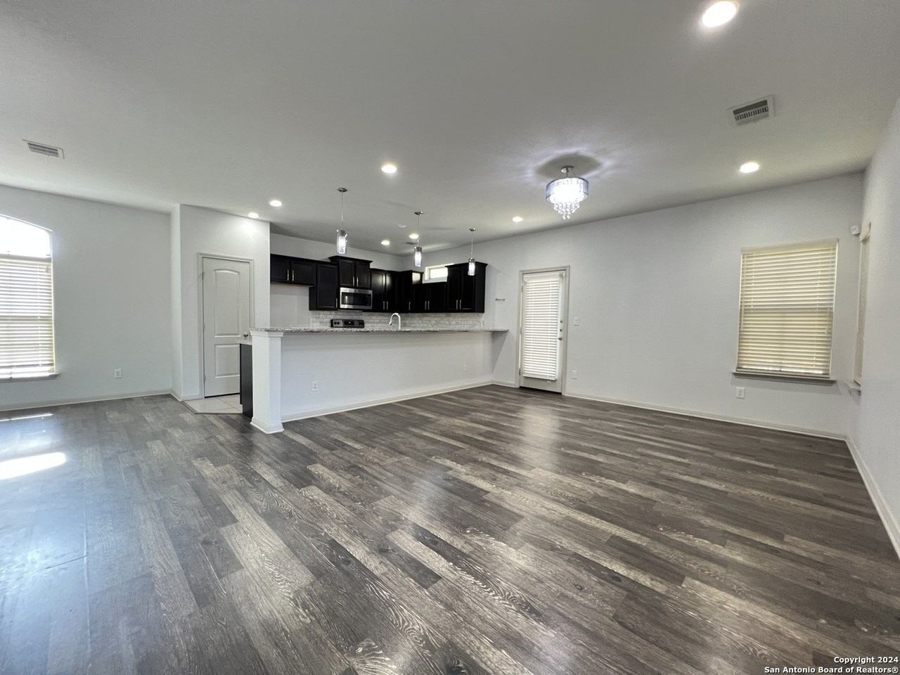 6150 Pecan Tree - Photo 4 of 27