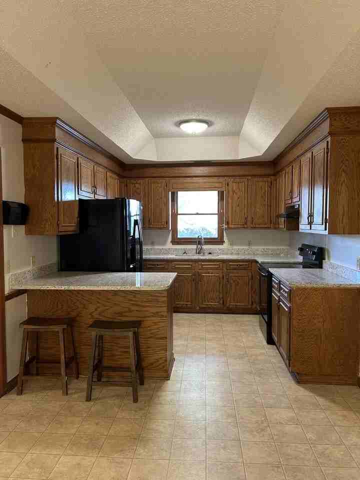 1145 Peppercorn Ln - Photo 2 of 21