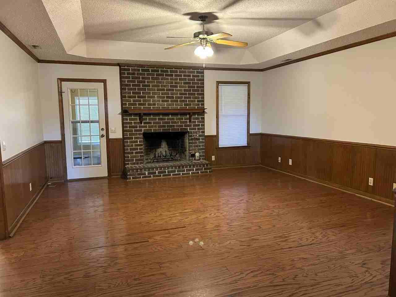 1145 Peppercorn Ln - Photo 3 of 21