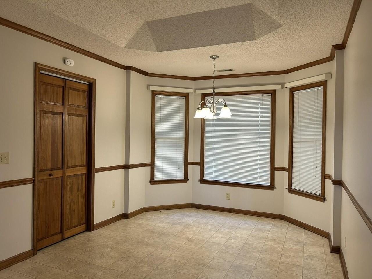 1145 Peppercorn Ln - Photo 4 of 21