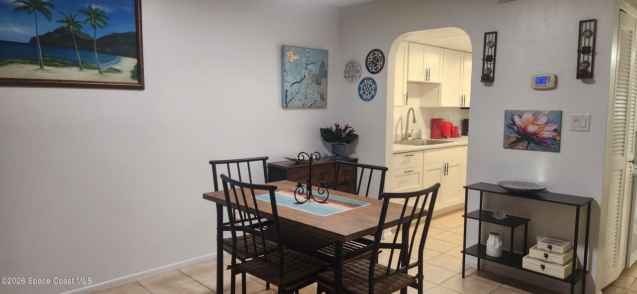 520 Palm Springs Blvd Apt 503 - Photo 4 of 32