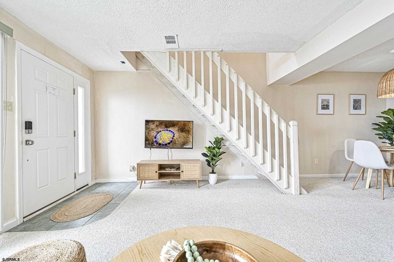 400 E Brigantine Ave - Photo 6 of 37
