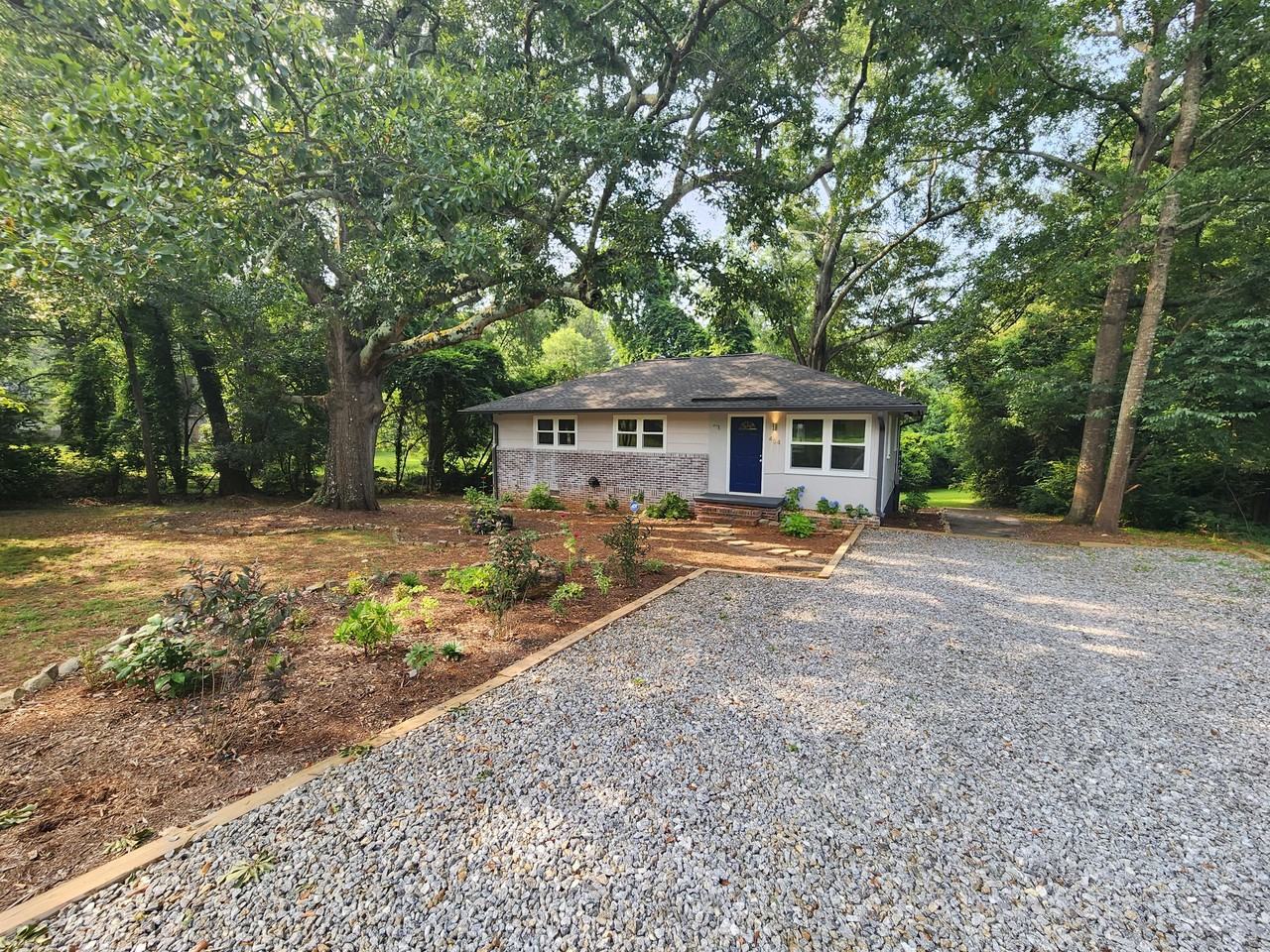 464 Ruth St #1 - Photo 3 of 50