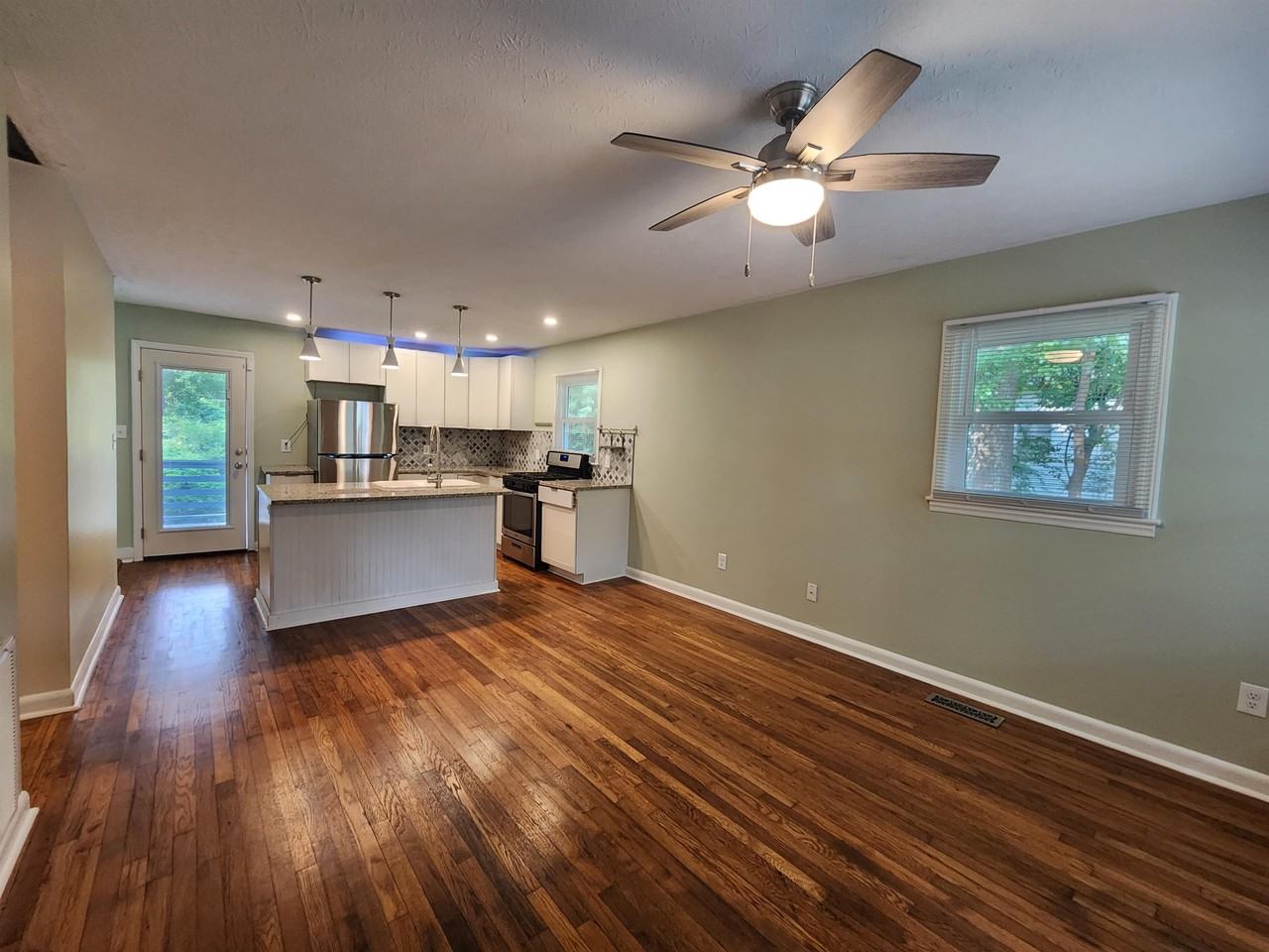 464 Ruth St #1 - Photo 7 of 50