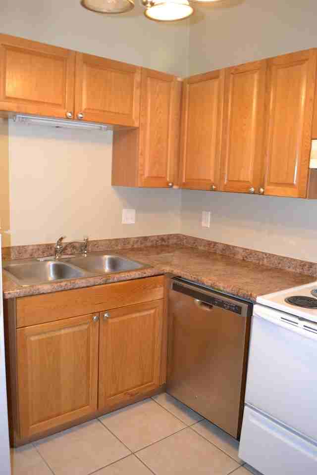 2041 Continental Ave - Photo 5 of 25