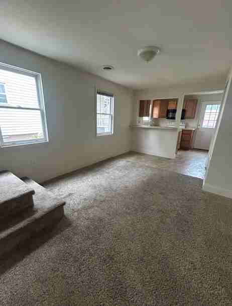 131 Market St #B - Photo 5 of 9