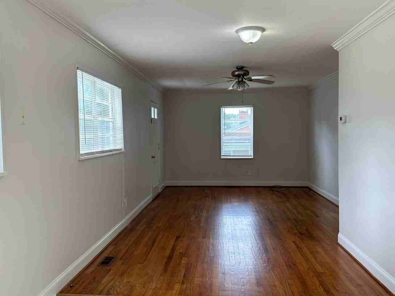 110 White Oak Dr - Photo 7 of 11