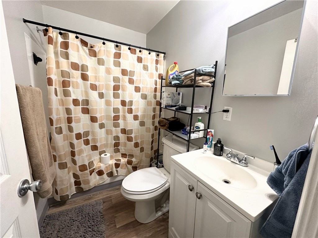 422 Mill St #D - Photo 3 of 6