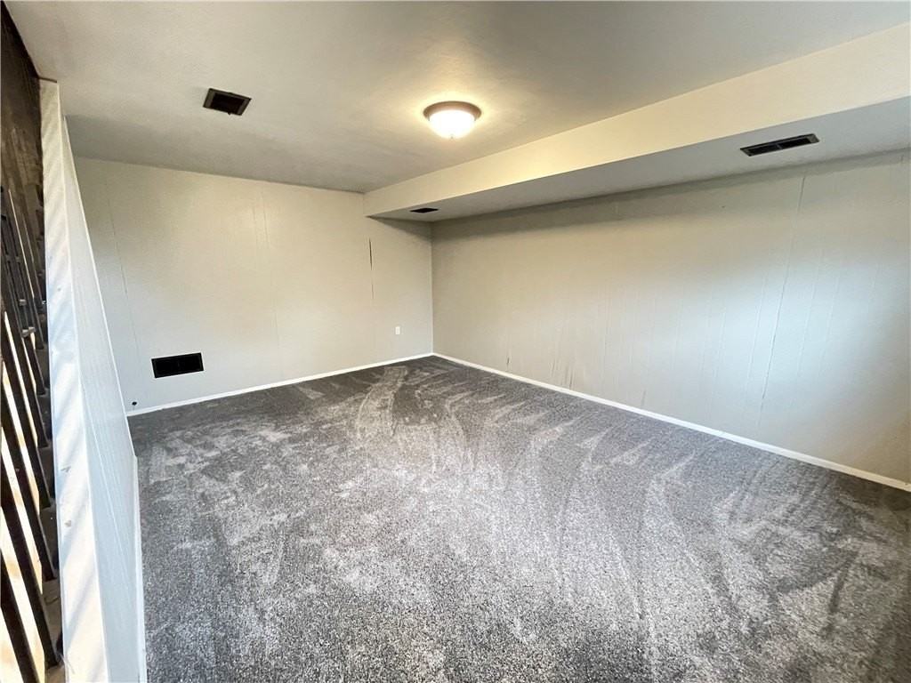 307 Avenue A #B - Photo 6 of 7