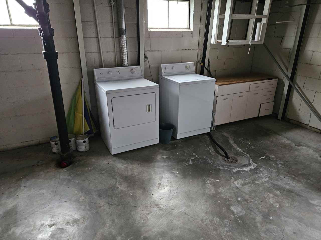 2840 N Cotner Blvd #1 - Photo 4 of 10