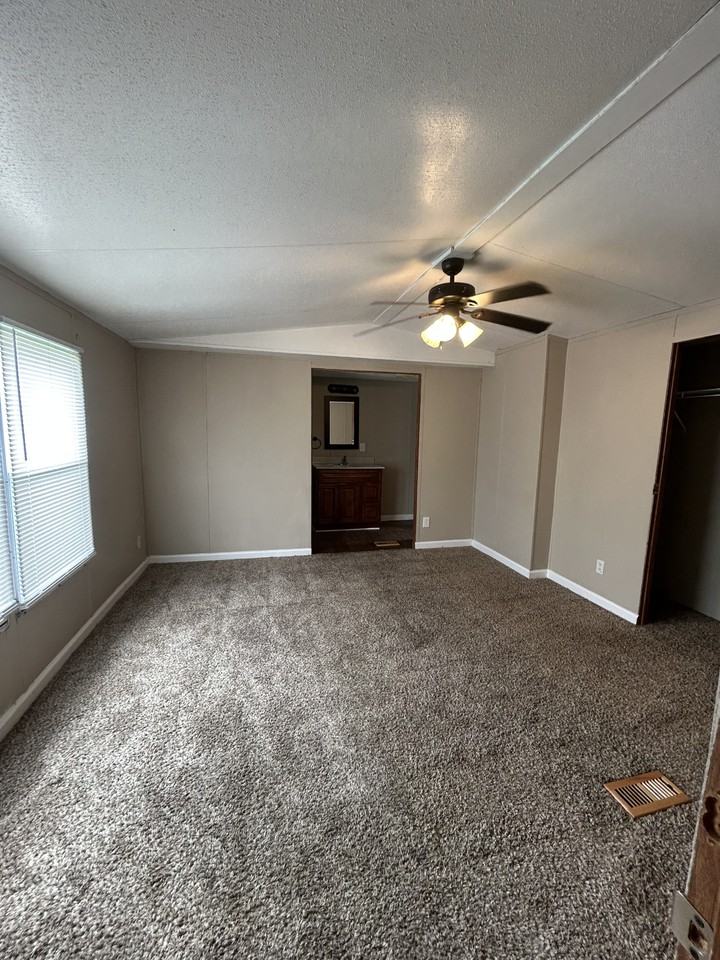 313 Belew St #1 - Photo 7 of 15