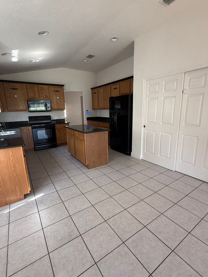 4095 Sw 51st Ct - Photo 5 of 14