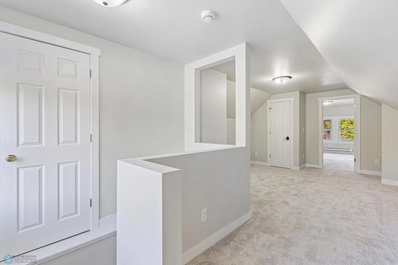 1545 4th Ave S #1 - Photo 4 of 12