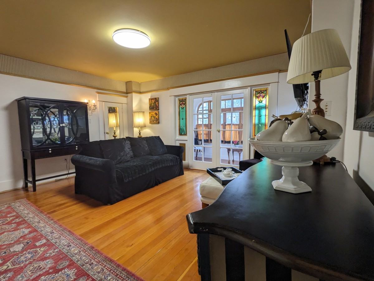 1631 Dunbar Street - Photo 2 of 26