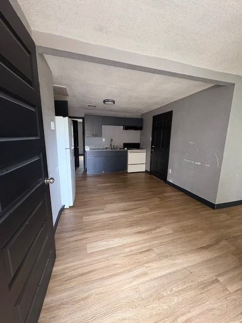 9105 Grady St #1 - Photo 5 of 18