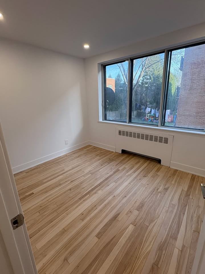 4940 Boul édouard-Montpetit #4 - Photo 7 of 10