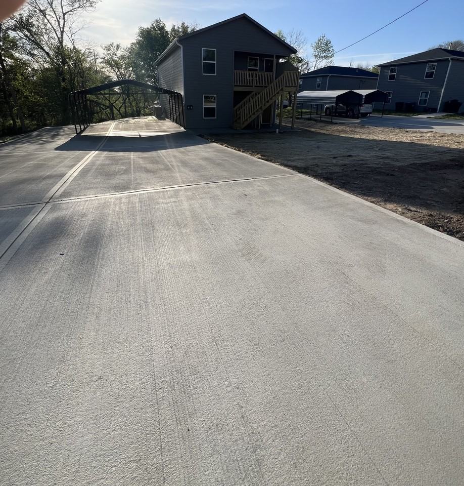 719 E Culton St #A - Photo 4 of 11