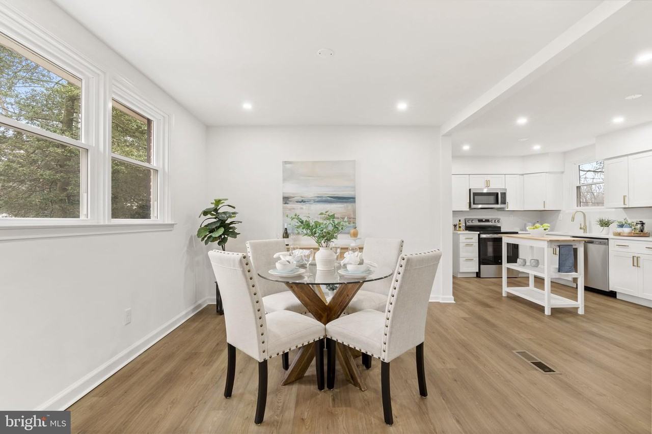 4404 Miller Rd - Photo 7 of 34