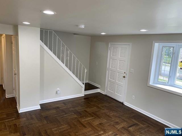 467 Knoll Rd - Photo 2 of 20