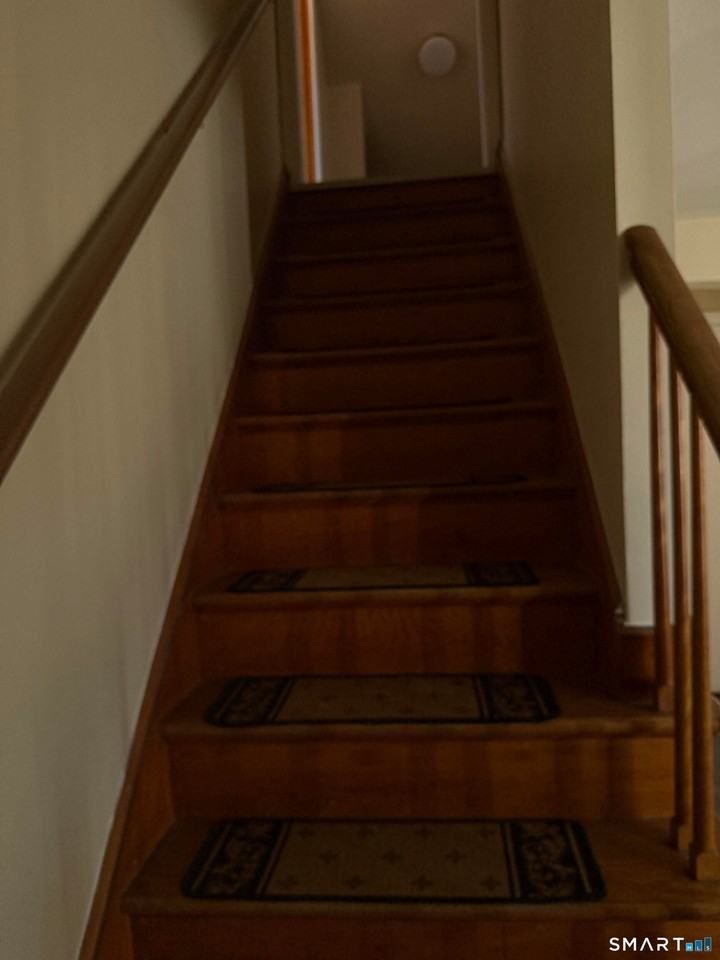 29 Bouley Ave - Photo 6 of 24