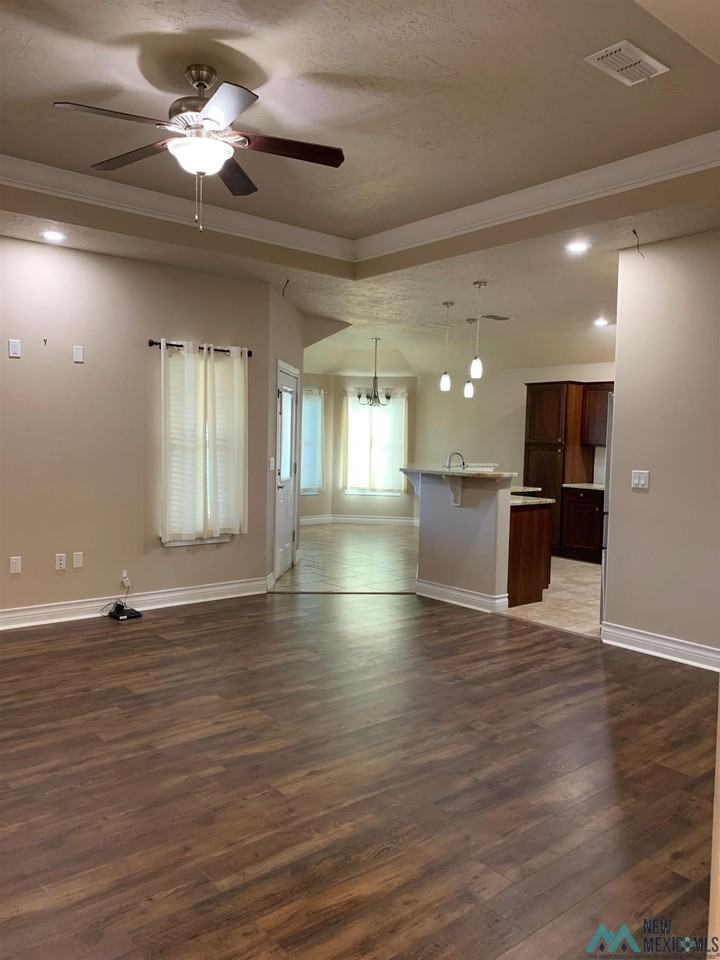 116 Mariposa Dr - Photo 2 of 29