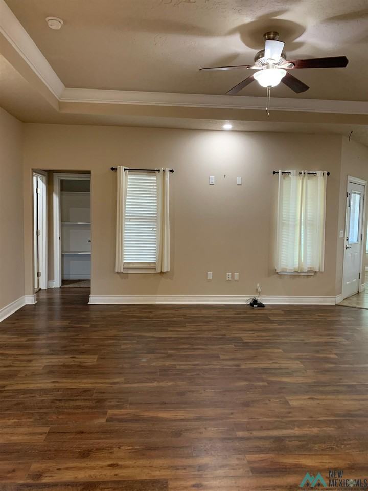 116 Mariposa Dr - Photo 3 of 29