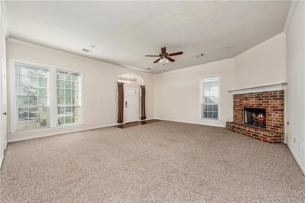 4009 Reatta Ln - Photo 6 of 21