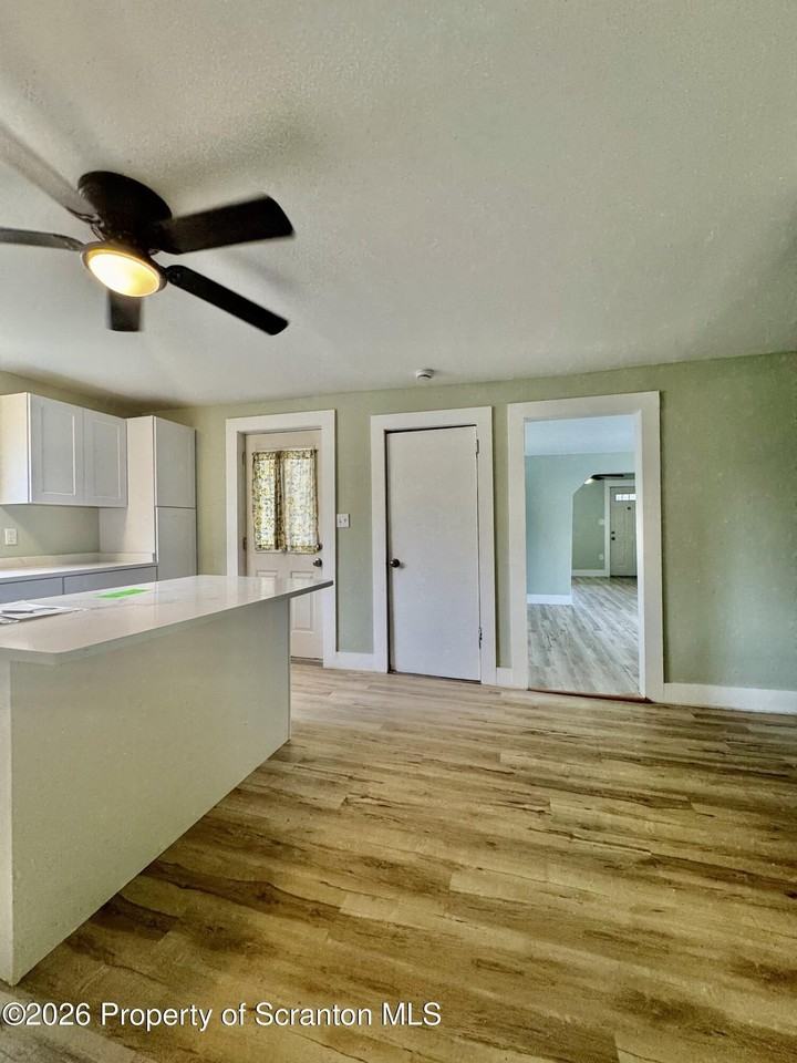 1746 Bloom Ave - Photo 4 of 24