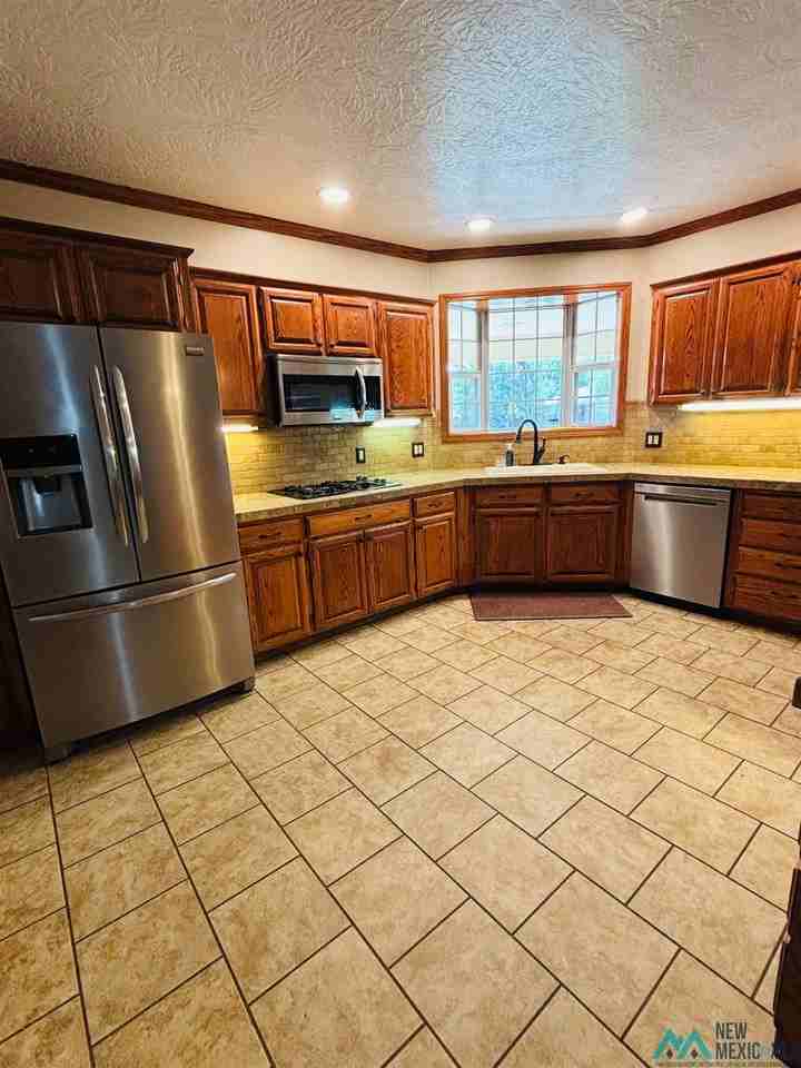 2328 Hammond Blvd - Photo 4 of 21