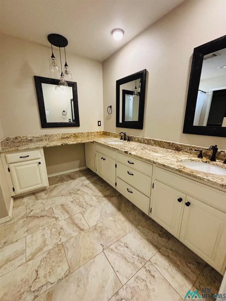 2328 Hammond Blvd - Photo 7 of 21
