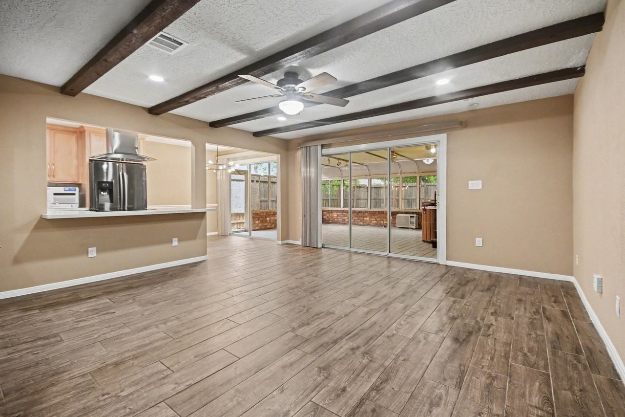 16807 David Glen Dr - Photo 5 of 20