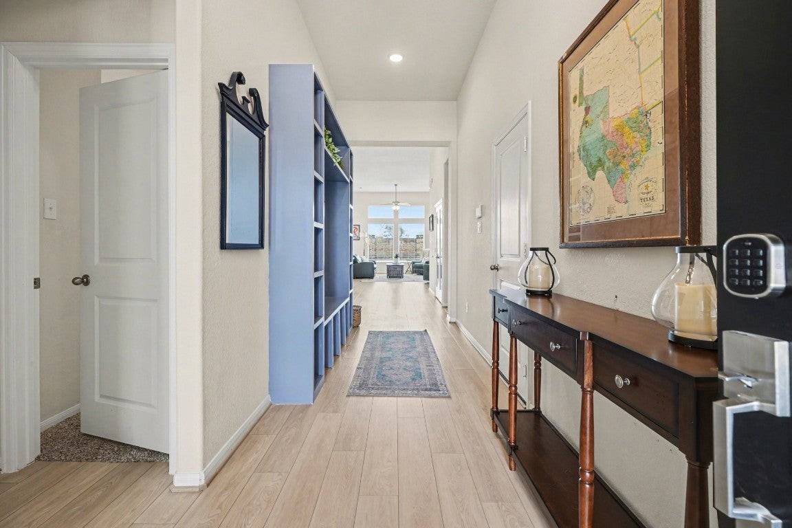 2214 Lierna Dr - Photo 4 of 24