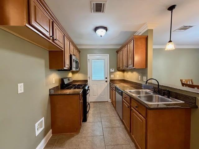 199 Landmark Dr - Photo 5 of 19