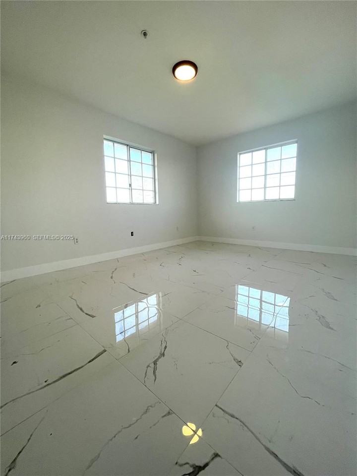 17415 Northwest 75th Place #208 - Photo 2 of 13