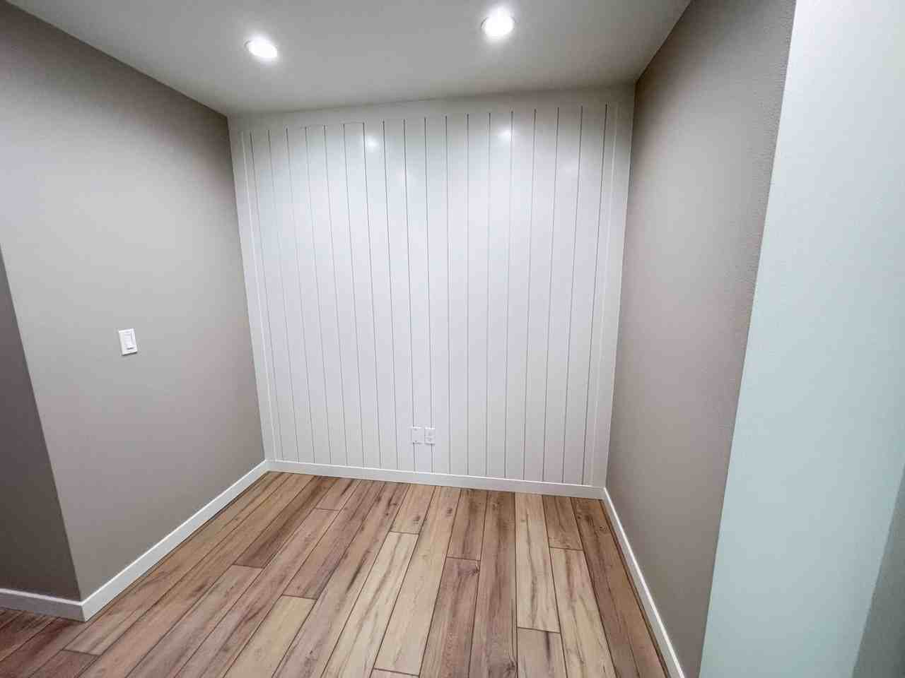 4848 Elvira Pl N - Photo 3 of 13