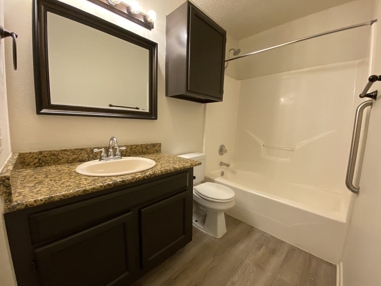 1220 Winscott Rd #A - Photo 5 of 10