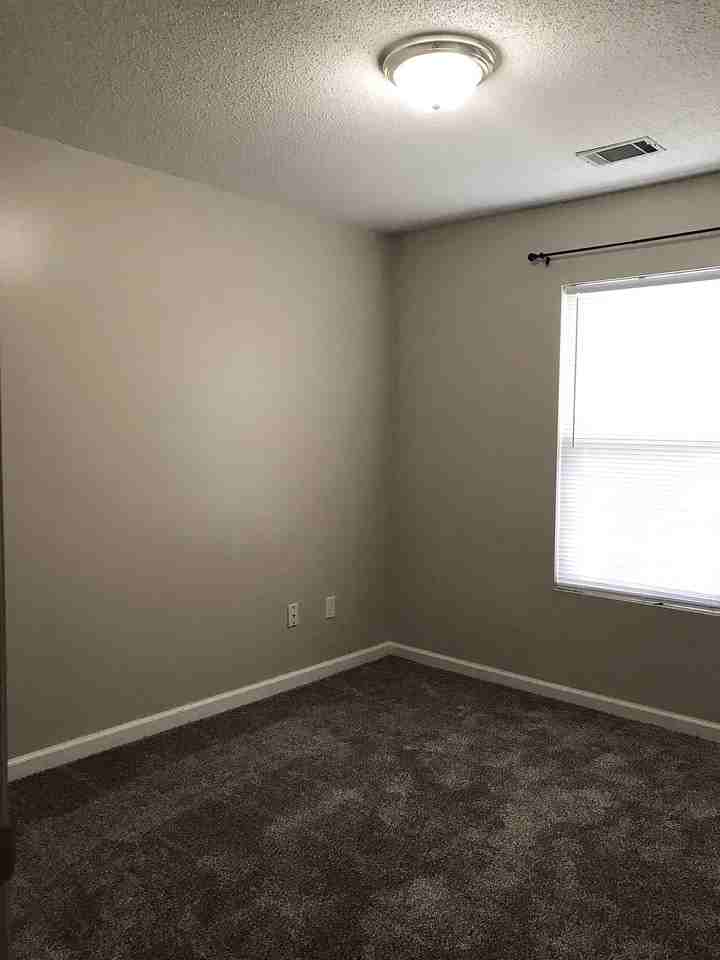 4605 Crested Butte Rd #1 - Photo 4 of 12