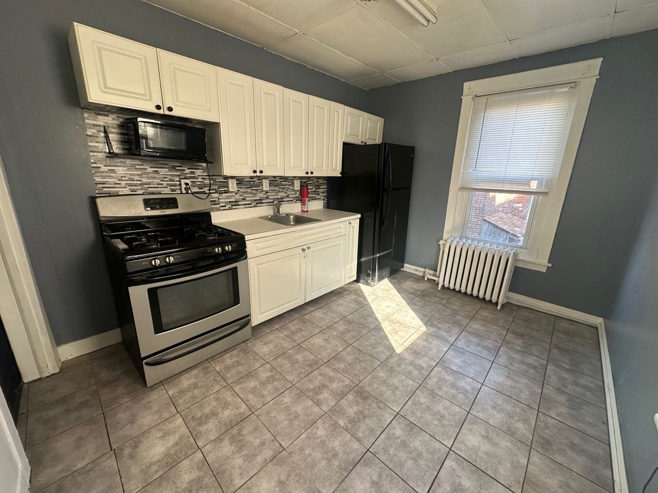 4507 Disston St #2 - Photo 4 of 10