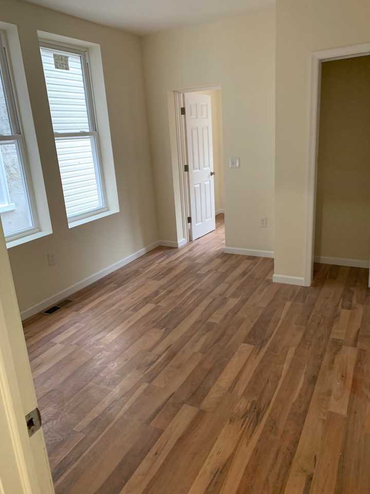 4840 N Camac St #1 - Photo 4 of 8