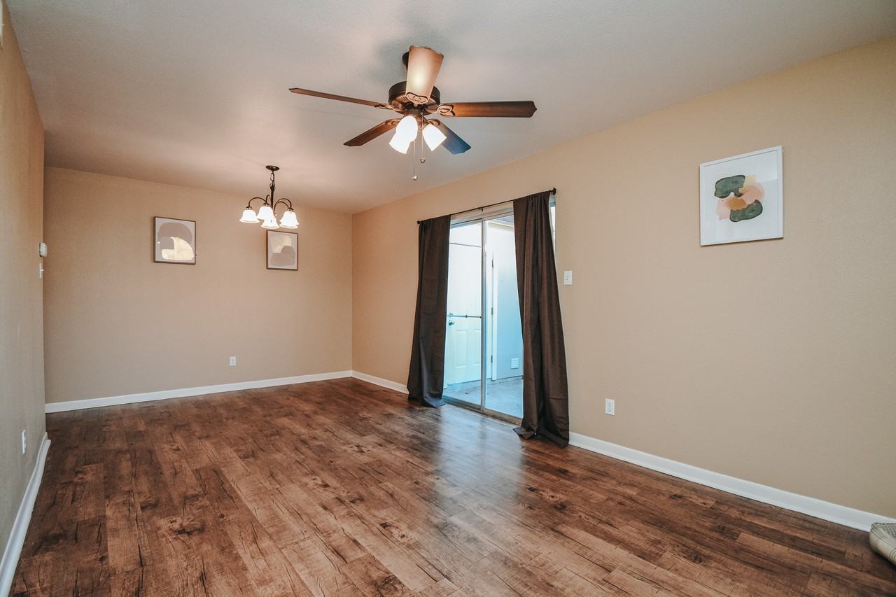 1913 Melrose AveApt B #B - Photo 3 of 11