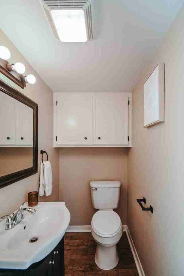 1913 Melrose AveApt B #B - Photo 6 of 11