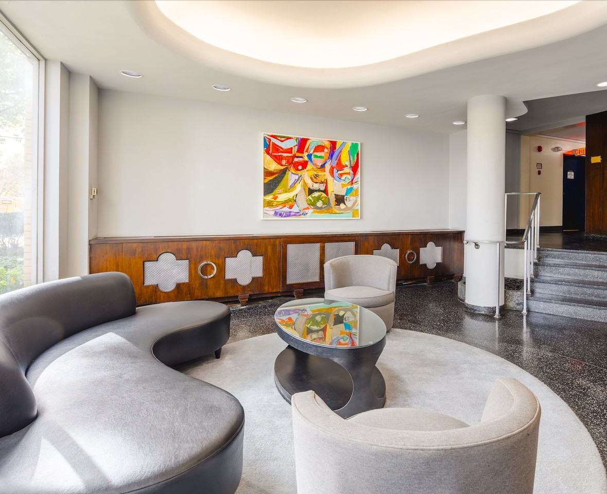 The Elaine - Photo 4 of 23