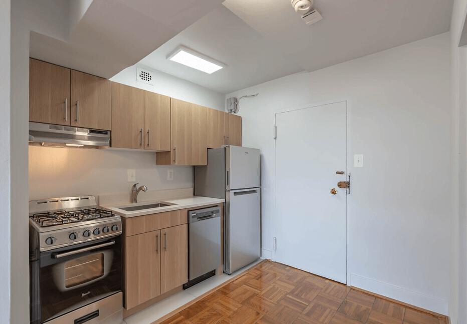 Gelmarc Towers - Photo 3 of 41