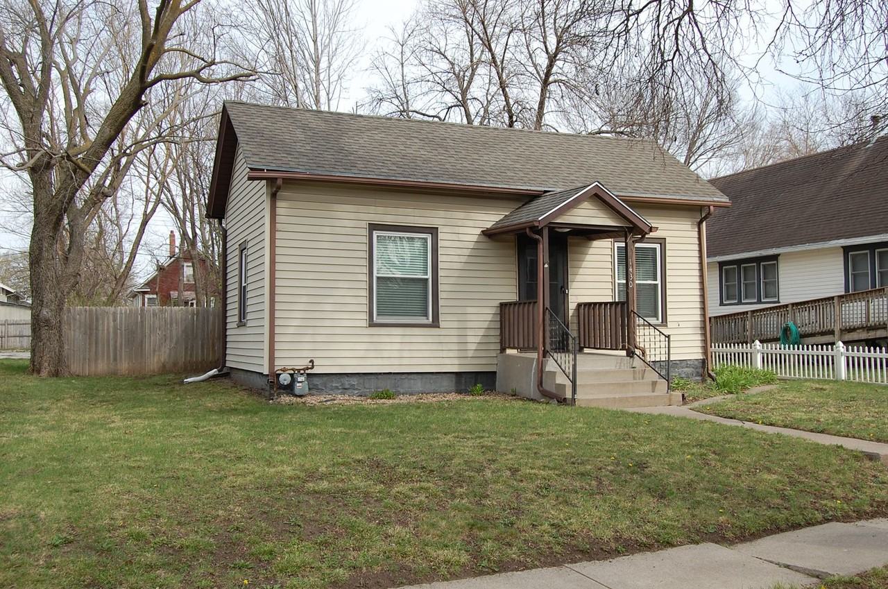 1430 N 21st St - Photo 2 of 20