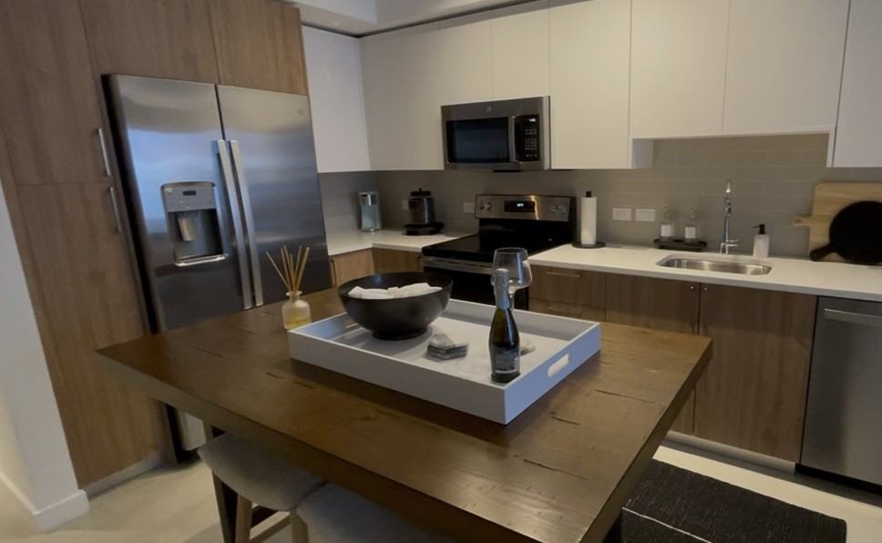 1642 Nw 29th Ave #502 - Photo 2 of 9