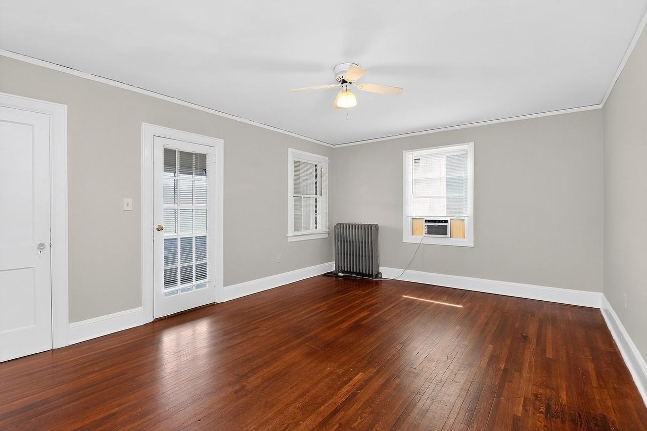 1412 Park Dr - Photo 5 of 19