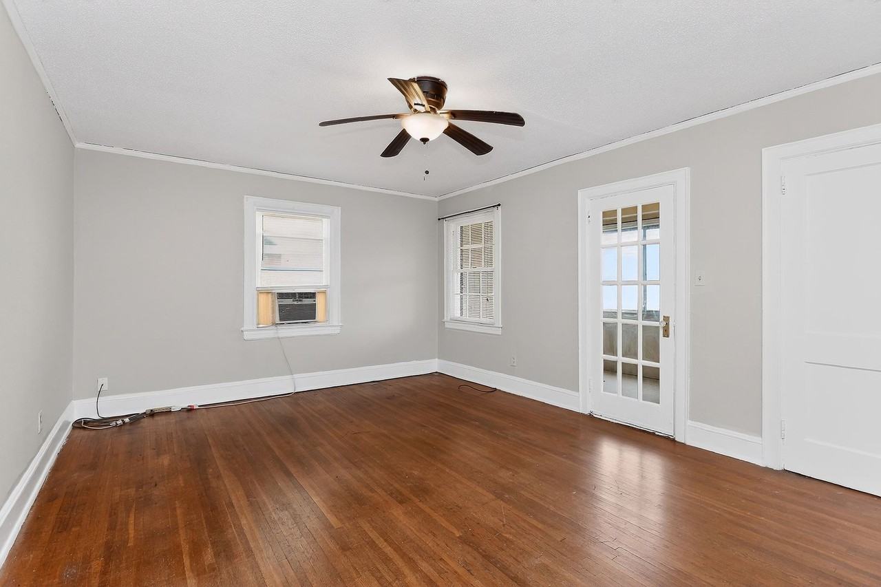 1418 Park Dr - Photo 3 of 19