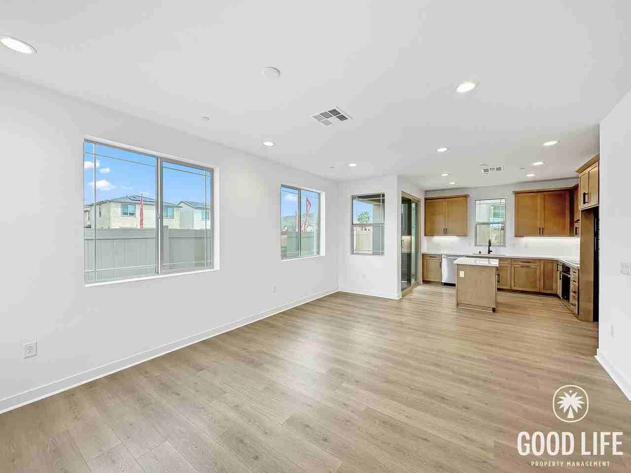 29616 Monarch Rd - Photo 4 of 27