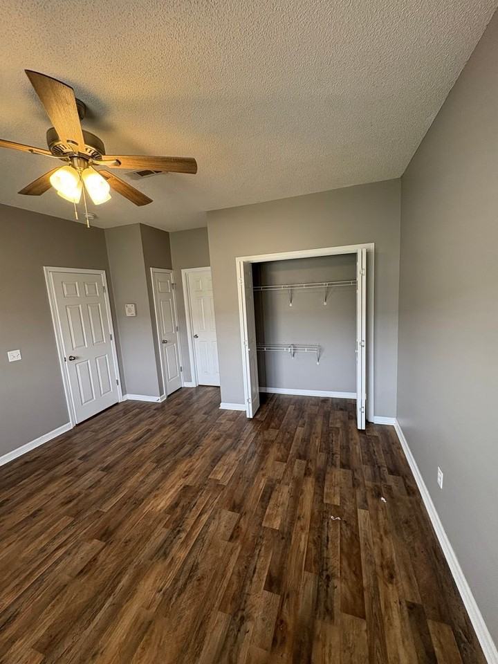 218 Wakefield Way - Photo 4 of 19